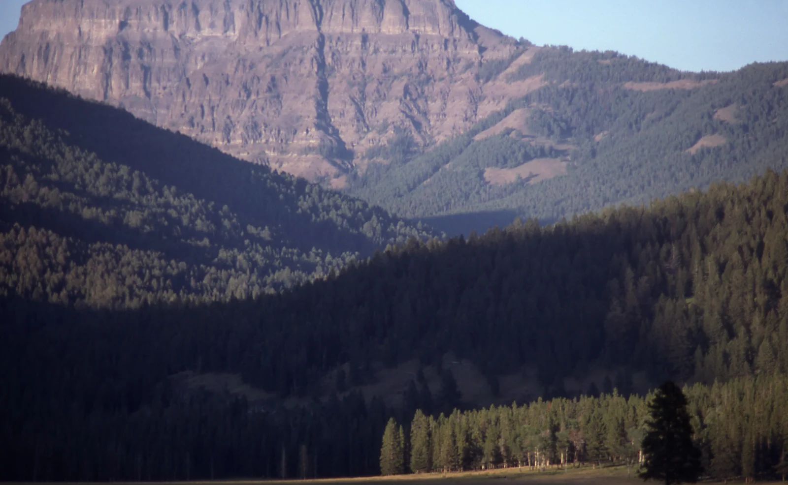 Round Prairie & Amphitheater Mountain